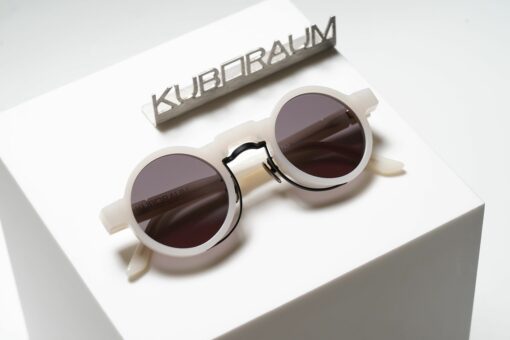 Kuboraum Glasses Sunglasses Mask N3 White 1