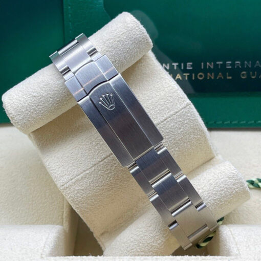 ROLEX OYSTER PERPETUAL 126000 0005 WATCH 36 MM 3.jpg