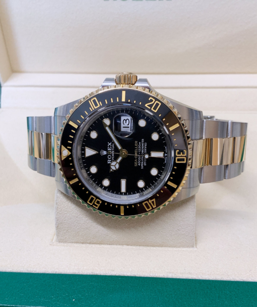 Rolex Sea Dweller 126603 43mm Bi Colour 5.png