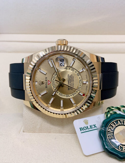 Rolex Sky Dweller 326238 Yellow Gold Oysterflex 42mm 2.jpg