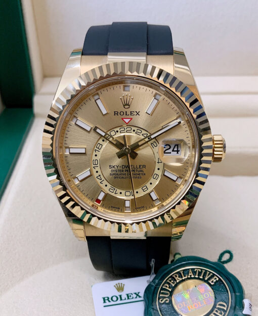 Rolex Sky Dweller 326238 Yellow Gold Oysterflex 42mm 3.jpg