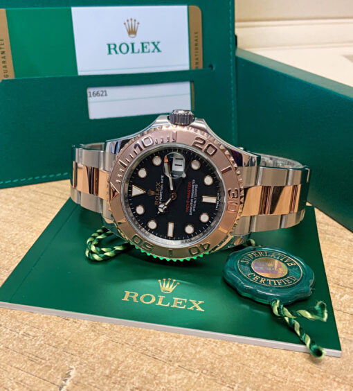 Rolex Yacht Master 40mm 116621 Black Dial 3.jpg