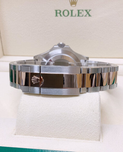 Rolex Yacht Master 40mm 126621 Bi Colour 2.jpg