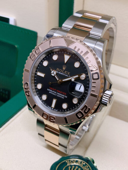 Rolex Yacht Master 40mm 126621 Bi Colour 4.jpg